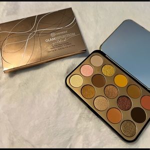 BH Cosmetics- GLAMREFLECTION - Gilded 15 Color Eyeshadow Palette